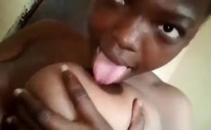 Tema Girl With Nice Boobs Fingering To Cum