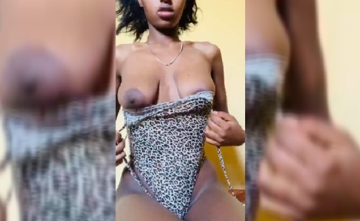 LEAKED: Nairobi Girl Nuela Undress To Show Boobs